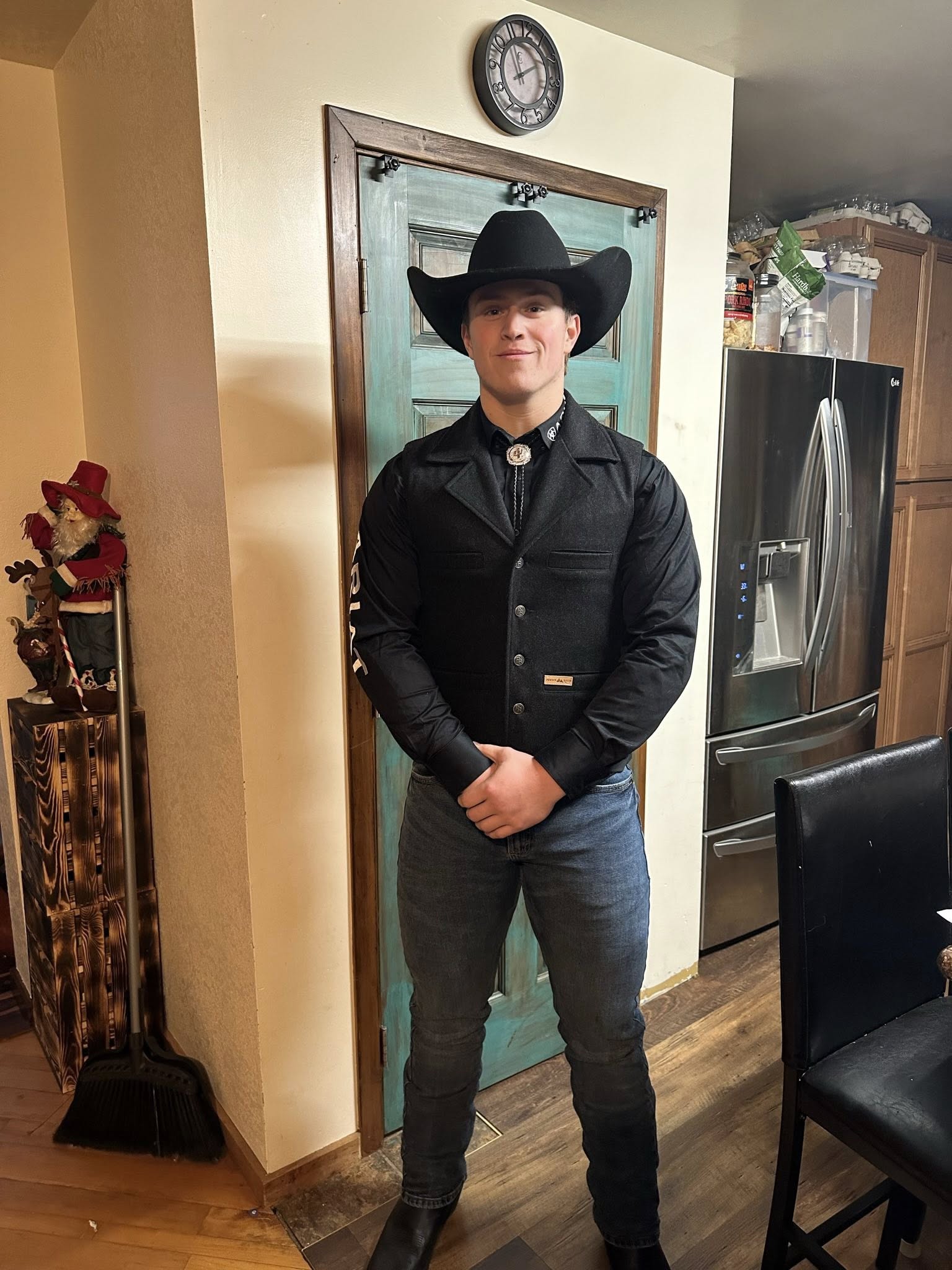 Ethan Cantrell Accident-Lawsuit, Oregon Death-Obituary: Oregon Family Files $100 Million Lawsuit After Teen Dies From Infection Following Arm Injury